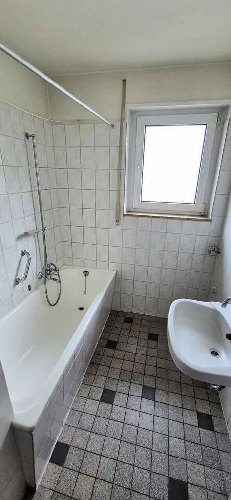 Immobilie in Kaiserslautern - Attraktives 3-Familienhaus in Top-Lage – 214 m² Wohnfläche nahe Klinikum & Stadtpark - Bild 4