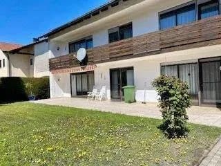 Immobilie in Gaimersheim - Sehr gepflegte, großzügige OG-Wohnung in 2-FMH mit Balkon, Garten, Garage, Keller - frei ab sofort - Bild 0
