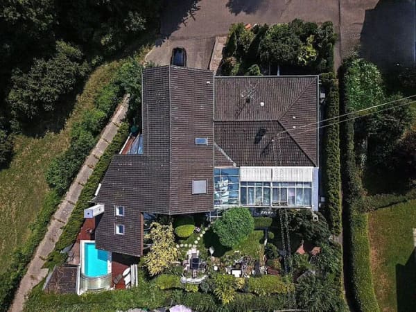 Immobilie in Waldstetten - Paradiesisches Einfamilienhaus mit wundervollem Garten und Pool. - Bild 3