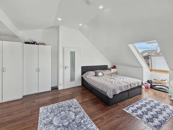 Immobilie in Großkarolinenfeld - Helles 1-Zimmer-Apartment, vermietet, mit Dachbalkon und Stellplatz in Großkarolinenfeld - Bild 4