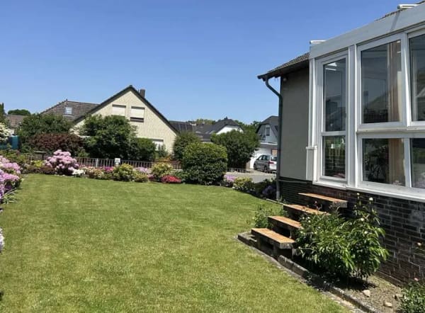 Immobilie in Giesen - KAUFANGEBOT - gepflegtes Einfamilienhaus in ruhiger Wohnlage für die ganze Familie - Bild 3