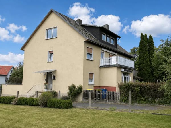 Immobilie in Knüllwald - VIEL PLATZ FÜR DIE GANZE FAMILIE - MIT ZUSÄTZLICHEN MIETEINNAHMEN! KEINE KÄUFERPROVISION! - Bild 1
