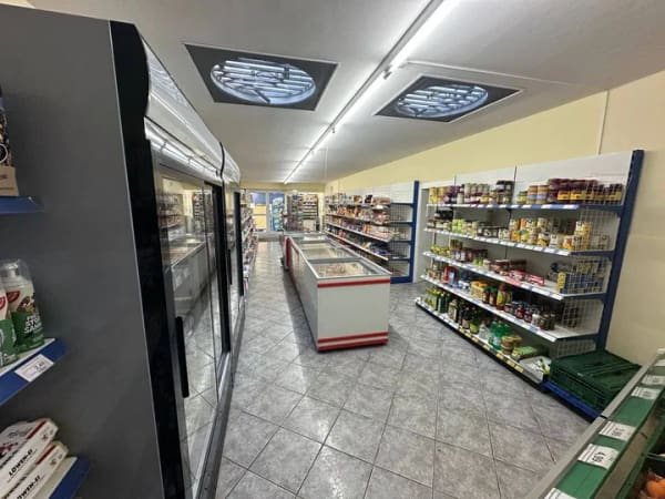 Immobilie in Knüllwald - VIEL PLATZ FÜR DIE GANZE FAMILIE - MIT ZUSÄTZLICHEN MIETEINNAHMEN! KEINE KÄUFERPROVISION! - Bild 4