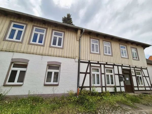 Immobilie in Ilsenburg - Historisches Doppelhaus mit 3 Wohneinheiten & 636 m² Grundstück – Sanierungsobjekt mit Potenzial - Bild 3