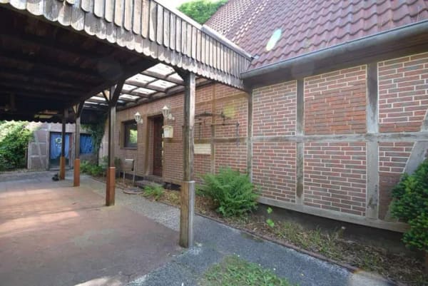 Immobilie in Schortens - Charmantes Einfamilienhaus mit großem Grundstück und viel Potenzial in Schortens - Bild 0