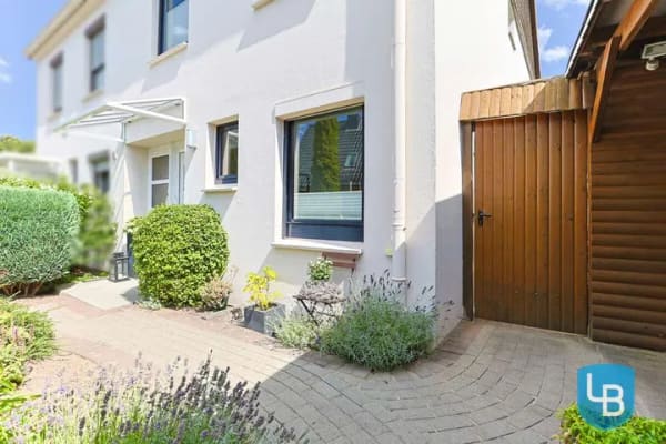 Immobilie in Mönkeberg - Charmantes Reihenendhaus mit viel zusätzlichem Platzkomfort! - Bild 2