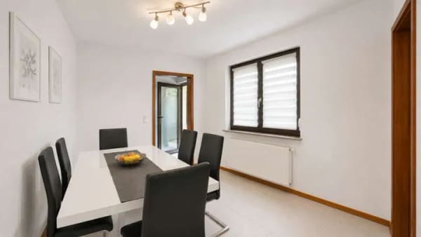 Immobilie in Bad Dürkheim - Solides Dreifamilienhaus als attraktive Kapitalanlage - Bild 4