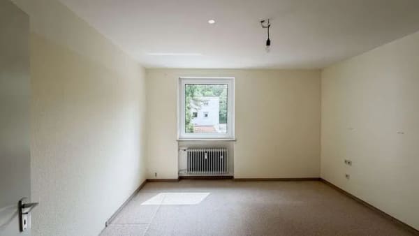 Immobilie in Vaterstetten - Ruhig gelegene 3-Zimmer-Wohnung mit Balkon und Garage - Bild 4