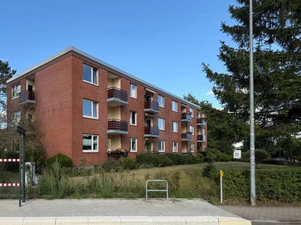 Immobilie in Halstenbek - Top Kapitalanlage in einem modernisierten Halstenbeker Mehrfamilienhaus! - Bild 0