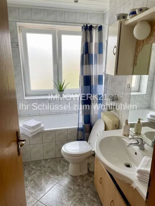 Immobilie in Euskirchen - Optimal geschnittene Eigentumswohnung mit Balkon & Garage im 1. OG eines sehr gepflegten Wohnhauses - Bild 4
