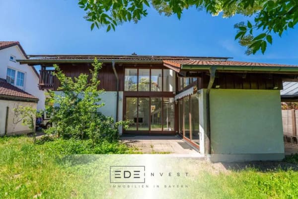 Immobilie in Feldkirchen - Ein Zuhause mit Charakter – Hochwertiges Architektenhaus in ruhiger Wohnlage - Bild 0