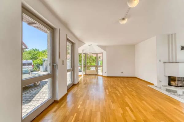 Immobilie in Feldkirchen - Ein Zuhause mit Charakter – Hochwertiges Architektenhaus in ruhiger Wohnlage - Bild 3