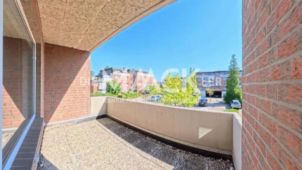 Immobilie in Adendorf - Bezugsfreie 3-Zimmer-Eigentumswohnung mit Tiefgaragenstellplatz in begehrter Lage von Adendorf - Bild 0