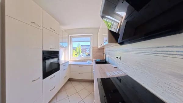 Immobilie in Adendorf - Bezugsfreie 3-Zimmer-Eigentumswohnung mit Tiefgaragenstellplatz in begehrter Lage von Adendorf - Bild 4