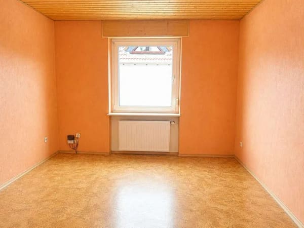 Immobilie in Alzey - Einfamilienhaus mit zusätzlichem Bebauungspotential in Alzey-Weinheim - Bild 3