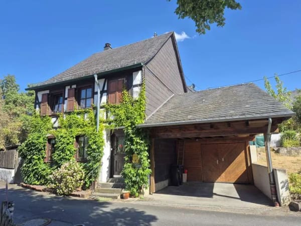 Immobilie in Irmenach - Denkmalschutz! Uriges Bauernhaus mit Garten und Carport/Garage in zentraler Ortslage von Irmenach - Bild 0