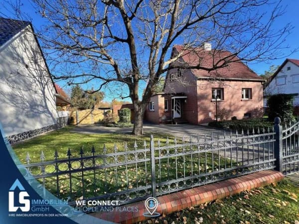 Immobilie in Jerichow - Haus mit traumhaftem Grundstück direkt am Roßdorfer Kanal - Bild 0