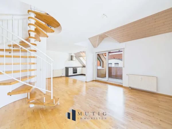 Immobilie in Unterensingen - Wohntraum: Charmante 3,5-Zimmer-Maisonettewohnung mit EBK und TG-Stellplatz in Unterensingen - Bild 1