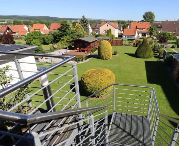 Immobilie in Hülsede - Wohnen mit Aussicht - Charmantes Zweifamilienhaus auf großzügigem Grundstück - Bild 4