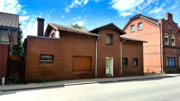 Immobilie in Bornhöved - Stadthaus mit Innenhof Garten - Bild 1