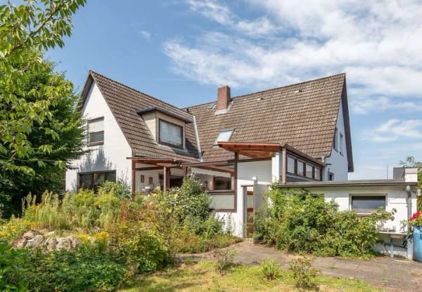 Immobilie in Stelle - Zweifamilienhaus - mit Baupotential im Garten - Bild 0