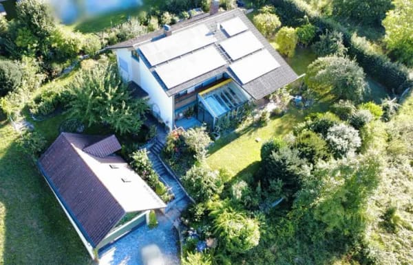Immobilie in Marklkofen - Freistehendes Einfamilienhaus in ruhiger Südhanglage mit weitem Blick über das Vilstal - Bild 0