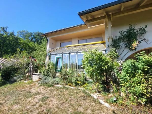 Immobilie in Marklkofen - Freistehendes Einfamilienhaus in ruhiger Südhanglage mit weitem Blick über das Vilstal - Bild 1