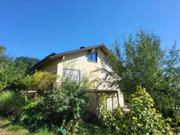 Immobilie in Marklkofen - Freistehendes Einfamilienhaus in ruhiger Südhanglage mit weitem Blick über das Vilstal - Bild 2