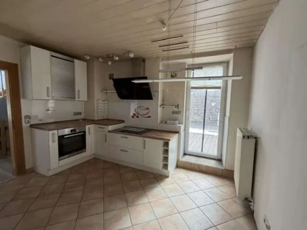 Immobilie in Zweibrücken - ZW-Mittelbach - Einfamilienhaus mit idyllischem Garten und Garage - Bild 2