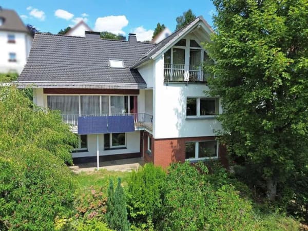 Immobilie in Sundern - Einfamilienhaus mit Einliegerwohnung in Sundern - Bild 3