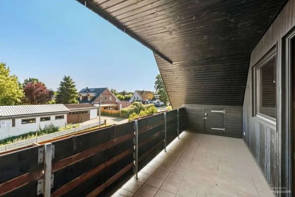 Immobilie in Hambühren - Viel Platz für Ihre Ideen – Einfamilienhaus auf parkähnlichem Grundstück - Bild 3
