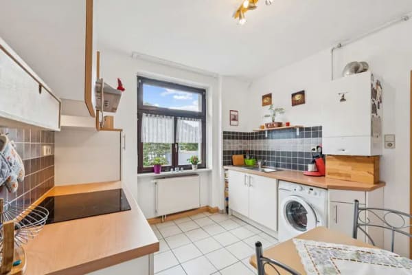 Immobilie in Grenzach-Wyhlen - Gepflegte 2-Zimmer-Wohnung mit Balkon, Stellplatz und solider Vermietung - Bild 4