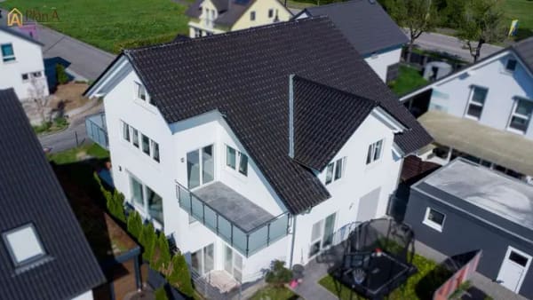 Immobilie in Offenau - 4-Zimmer-Maisonette: 144 m², Feldblick, zwei Westbalkone & Studio - Bild 1