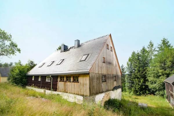 Immobilie in Hermsdorf/Erzgebirge - *Grünes Familienidyll* inkl. Scheune mit direktem Wiesen- und Waldrandanschluss in Hermsdorf - Bild 0