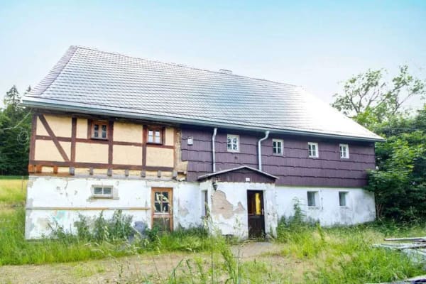 Immobilie in Hermsdorf/Erzgebirge - *Grünes Familienidyll* inkl. Scheune mit direktem Wiesen- und Waldrandanschluss in Hermsdorf - Bild 1