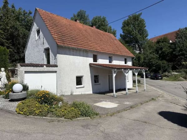 Immobilie in Oberschönegg - Teilsaniertes Einfamilienhaus in Oberschönegg-Weinried - Bild 0