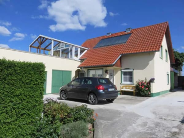 Immobilie in Neufraunhofen - Wohnhaus mit Dachterrasse,  472 qm Grund. Schrankbaum4, 84181 Neufrauenhofen - Bild 0