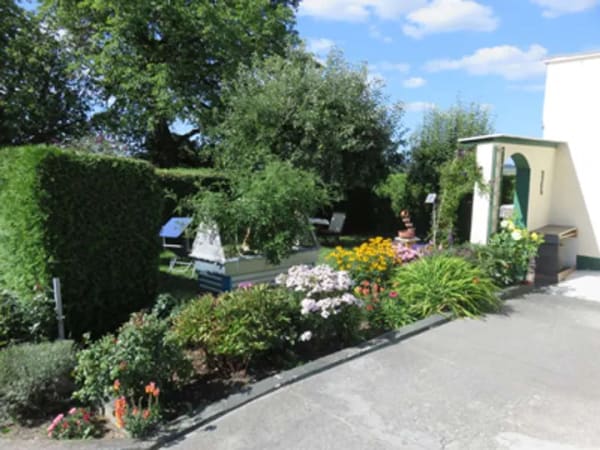 Immobilie in Neufraunhofen - Wohnhaus mit Dachterrasse,  472 qm Grund. Schrankbaum4, 84181 Neufrauenhofen - Bild 1