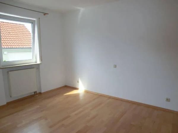 Immobilie in Bergrheinfeld - Geräumige 3-Zi.-Wohnung in Bergrheinfeld - Bild 1