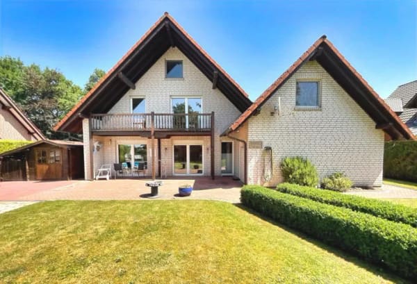 Immobilie in Garrel - Charmantes Wohnhaus mit Pool und Garage in ruhiger Lage von Nikolausdorf/Garrel - Bild 2