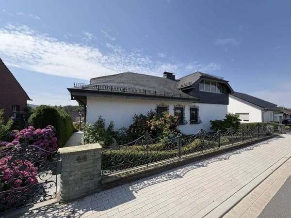 Immobilie in Barntrup - Gute Aussichten für Anspruchsvolle - Bild 3