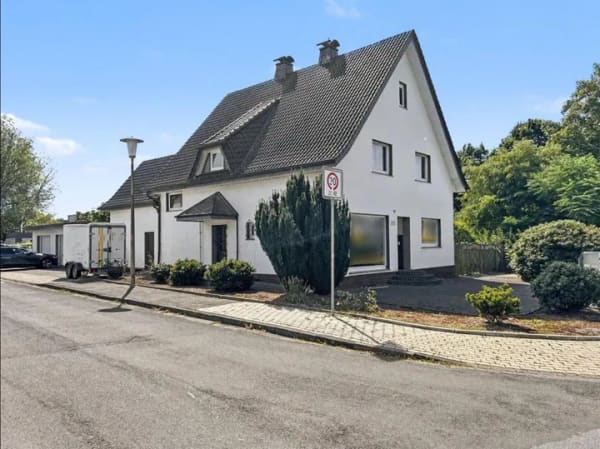 Immobilie in Enger - Einfamilienhaus freistehend in Enger (Westerenger) - Bild 0
