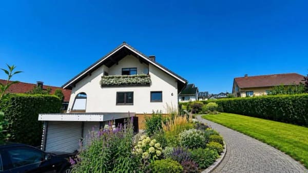 Immobilie in Jagstzell - Familientraum - großzügiges Einfamilienhaus mit großem Garten - Bild 0