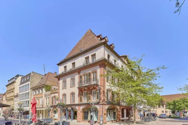 Immobilie in Landau in der Pfalz - ++ Großzügige und helle 5 ZKB + 1 ZKB im 3.OG in historischem Anwesen LD-Zentrum ! ++ - Bild 3