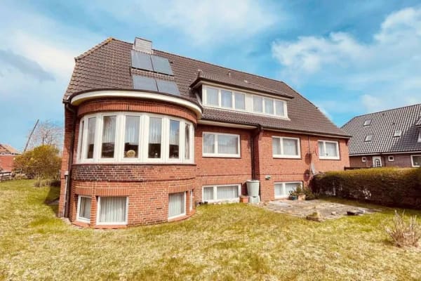 Immobilie in Norddorf auf Amrum - Markantes Wohnhaus mit viel Platz - Bild 1