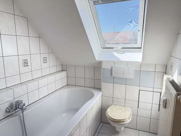 Immobilie in Oberstenfeld - Großzügige & sonnige 2,5-Zimmer-Galeriewohnung direkt bezugsfrei in Oberstenfeld - Bild 3