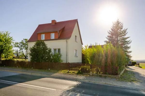 Immobilie in Großpostwitz/O.L. - Budestecy - Charmantes "Haus statt Wohnung": Kompaktes 30er-Jahre-Siedlungshaus mit Ausblick auf Bautzen - Bild 3