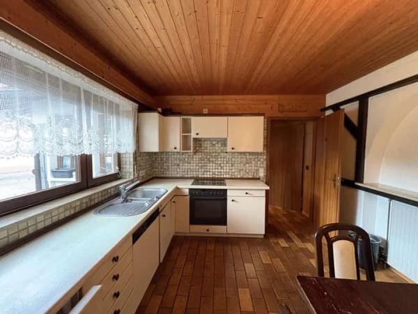 Immobilie in Satteldorf - Gepflegtes, älteres Reihenmittelhaus mit Garage in Satteldorf - Bild 1