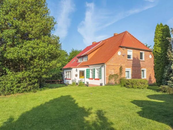 Immobilie in Prerow - Kapitänshaus inkl. Baurecht für weiteres FH/EFH - Bild 0