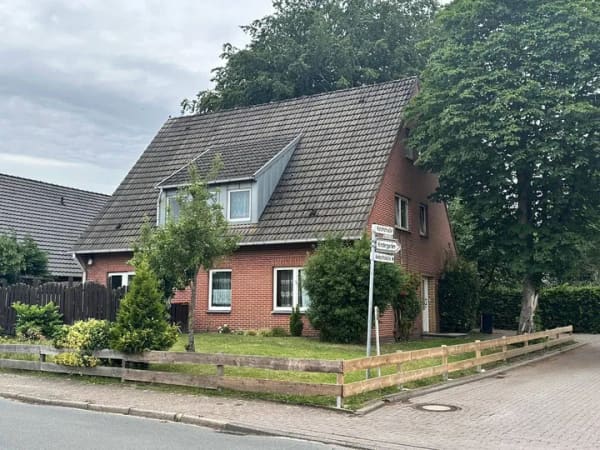 Immobilie in Wiefelstede - Renditeobjekt im Zentrum von Wiefelstede - Bild 0